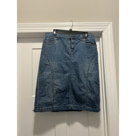 Women's Denim Blue Jean Skirt Knee Length Modest Back Pockets Size 14 Stretchy - Picture 1 of 6